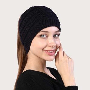 New 1pc Ponytail Beanie Hat in Black